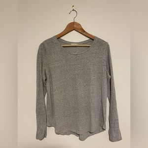 Gap Size Medium Gray Long Sleeve Tee